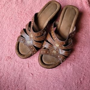 Croft and Barrow Martina heel sandals brown sz 9